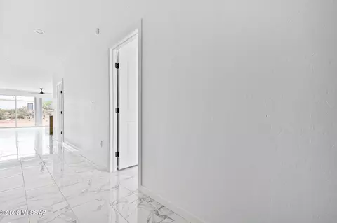Entry Way - 3355 W Jayte Ct, Tucson, AZ 85745 photo 2 of 4