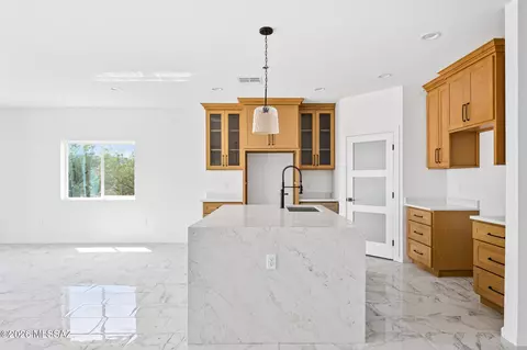 Kitchen - 3355 W Jayte Ct, Tucson, AZ 85745 photo 1 of 4