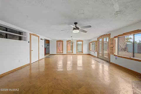Living - 7114 E Sylvane Dr, Tucson, AZ 85710 photo 3 of 8