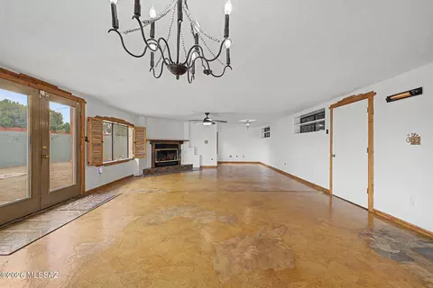 Living - 7114 E Sylvane Dr, Tucson, AZ 85710 photo 1 of 8