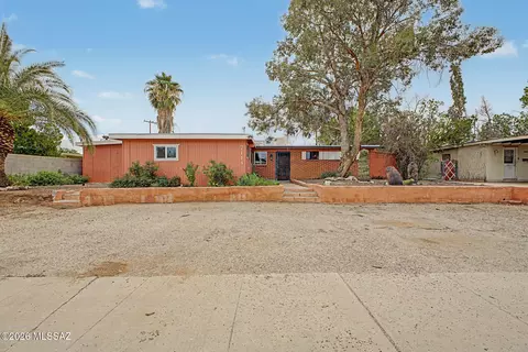 7114 E Sylvane Dr, Tucson, AZ 85710