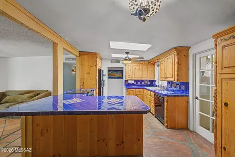 Kitchen - 7114 E Sylvane Dr, Tucson, AZ 85710 photo 2 of 4