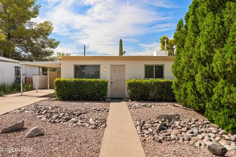 4638 E 14th St, Tucson, AZ 85711