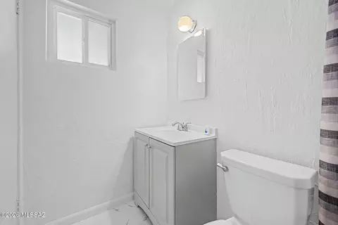 Bath - 6866 E David Dr, Tucson, AZ 85730 photo 2 of 3