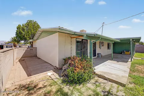 Exterior - 6866 E David Dr, Tucson, AZ 85730 photo 5 of 10