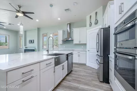 Kitchen - 4647 E Rail North Rd, Tucson, AZ 85739 photo 3 of 5