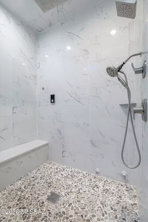 Bath - 4647 E Rail North Rd, Tucson, AZ 85739 photo 4 of 7