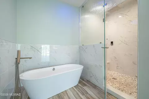Bath - 4647 E Rail North Rd, Tucson, AZ 85739 photo 3 of 7