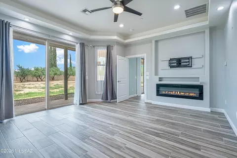 Living - 4647 E Rail North Rd, Tucson, AZ 85739 photo 5 of 7