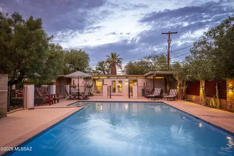 4033 E Kilmer St, Tucson, AZ 85711