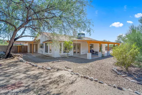 Exterior - 9801 E Prospect Ln, Tucson, AZ 85749 photo 2 of 11