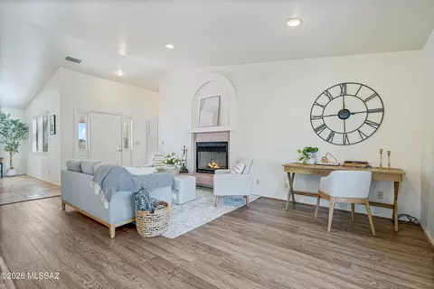 Living - 9801 E Prospect Ln, Tucson, AZ 85749 photo 1 of 4