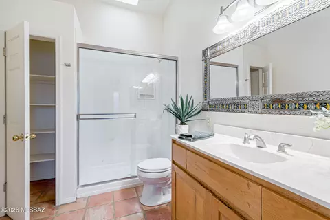 Bath - 9801 E Prospect Ln, Tucson, AZ 85749 photo 1 of 2