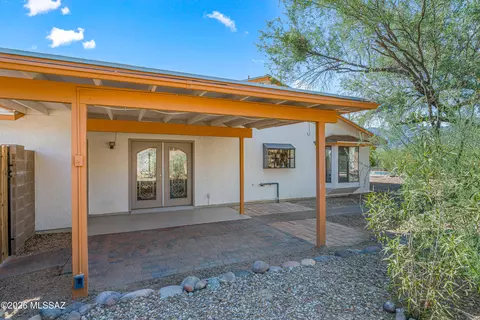 Exterior - 9801 E Prospect Ln, Tucson, AZ 85749 photo 3 of 11