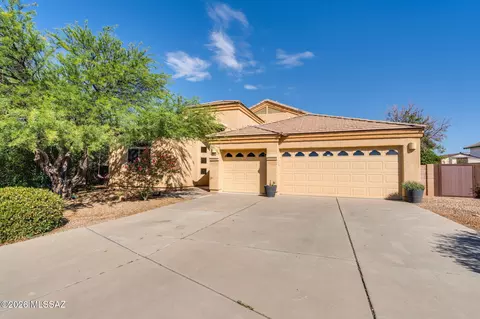 420 W Lexington St, Vail, AZ 85641