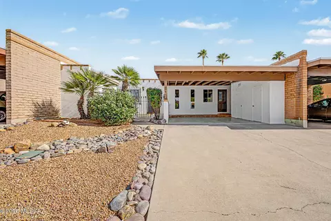 31 W Valle Pl, Tucson, AZ 85737