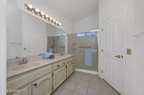 Bath - 65851 E Rocky Path Dr, Tucson, AZ 85739 photo 1 of 2
