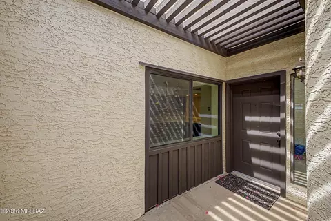 Exterior - 5829 N 24th Pl, Phoenix, AZ 85016 photo 5 of 12
