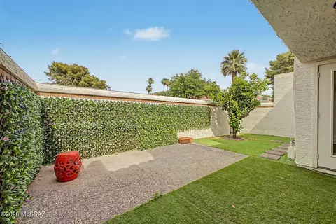 Exterior - 5829 N 24th Pl, Phoenix, AZ 85016 photo 7 of 12