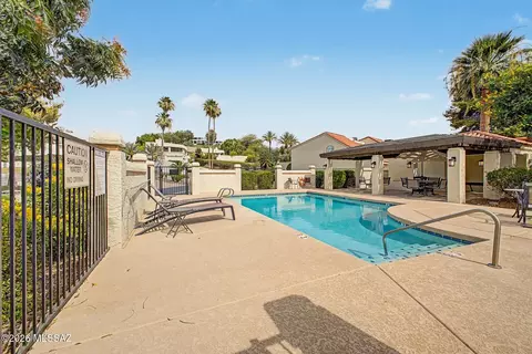 Exterior - 5829 N 24th Pl, Phoenix, AZ 85016 photo 9 of 12