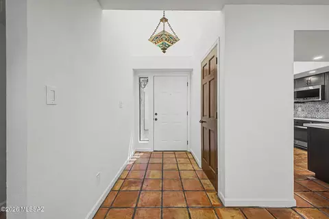 Entry Way - 5829 N 24th Pl, Phoenix, AZ 85016 photo 1 of 3