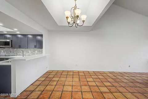 Dining - 5829 N 24th Pl, Phoenix, AZ 85016 photo 3 of 3