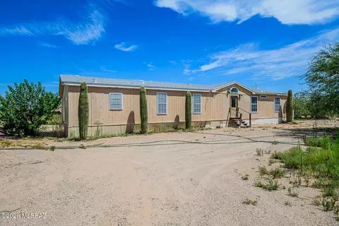 10650 S Knoll Crest Ln, Tucson, AZ 85756