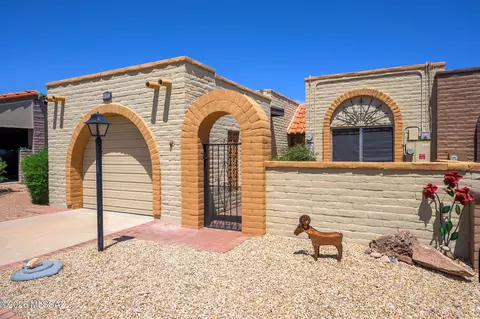 1310 W Calle Serrano, Green Valley, AZ 85622