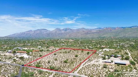 View/Area - 5 E Acres E Kleindale Rd #-, Tucson, AZ 85749 photo 3 of 6