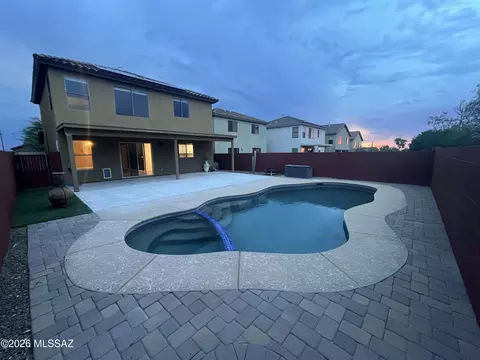9973 E Country Shadows Dr, Tucson, AZ 85748