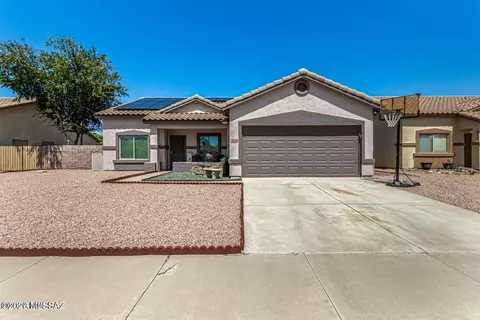 630 E Racine Pl, Casa Grande, AZ 85122