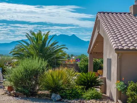 1580 N Via Tubertama, Green Valley, AZ 85614