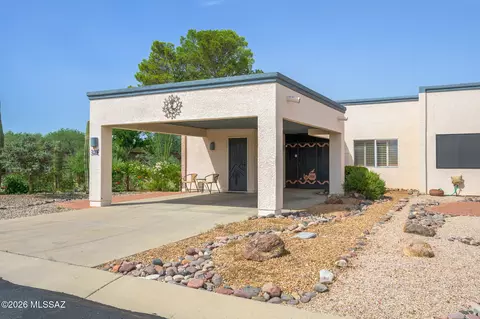 992 W Camino Del Arrendajo, Green Valley, AZ 85622