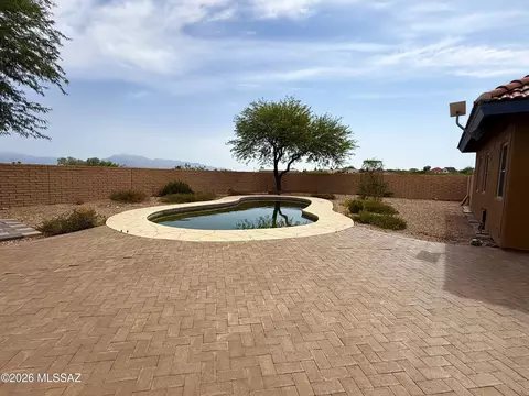 Exterior - 2941 E Broadview Dr, Vail, AZ 85641 photo 3 of 5