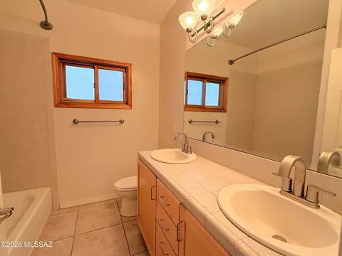 Bath - 2941 E Broadview Dr, Vail, AZ 85641 photo 5 of 5