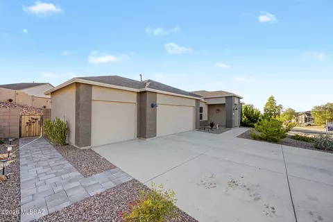 Other - 629 W Wilkinson St, Vail, AZ 85641 photo 2 of 6