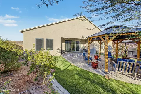 Exterior - 629 W Wilkinson St, Vail, AZ 85641 photo 7 of 9
