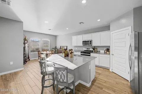 Kitchen - 629 W Wilkinson St, Vail, AZ 85641 photo 1 of 1