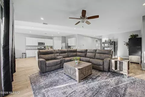 Living - 629 W Wilkinson St, Vail, AZ 85641 photo 2 of 2