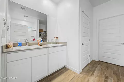 Entry Way - 629 W Wilkinson St, Vail, AZ 85641 photo 2 of 2