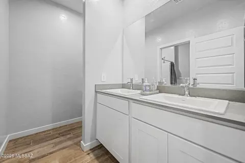 Bath - 629 W Wilkinson St, Vail, AZ 85641 photo 1 of 2