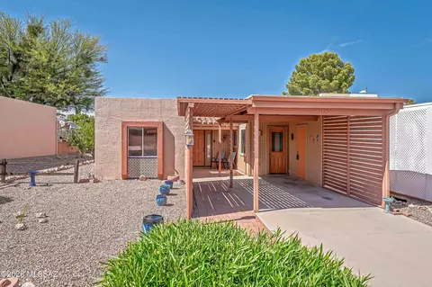 1132 S Alpine Cir, Green Valley, AZ 85614