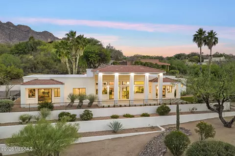 295 W Valle Del Oro Rd, Oro Valley, AZ 85737