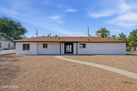 5324 E 8th St E, Tucson, AZ 85711