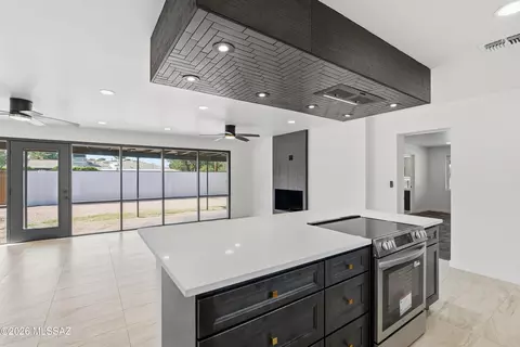 Kitchen - 5324 E 8th St E, Tucson, AZ 85711 photo 3 of 4
