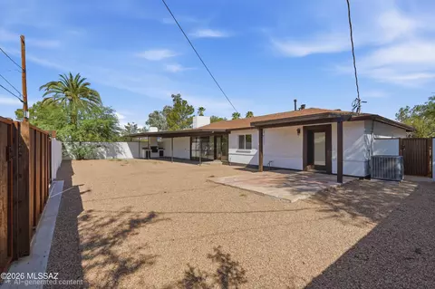 Exterior - 5324 E 8th St E, Tucson, AZ 85711 photo 5 of 6