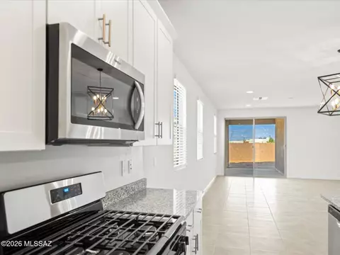 5134 W Bowen House Rd, Tucson, AZ 85757