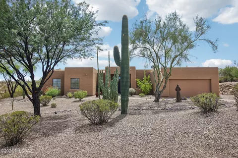 7648 N Quail Ridge Dr, Tucson, AZ 85743
