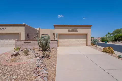580 W Crenshaw Ln, Green Valley, AZ 85614