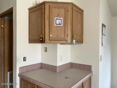 Kitchen - 6130 E Thunder River Dr, Tucson, AZ 85756 photo 3 of 3